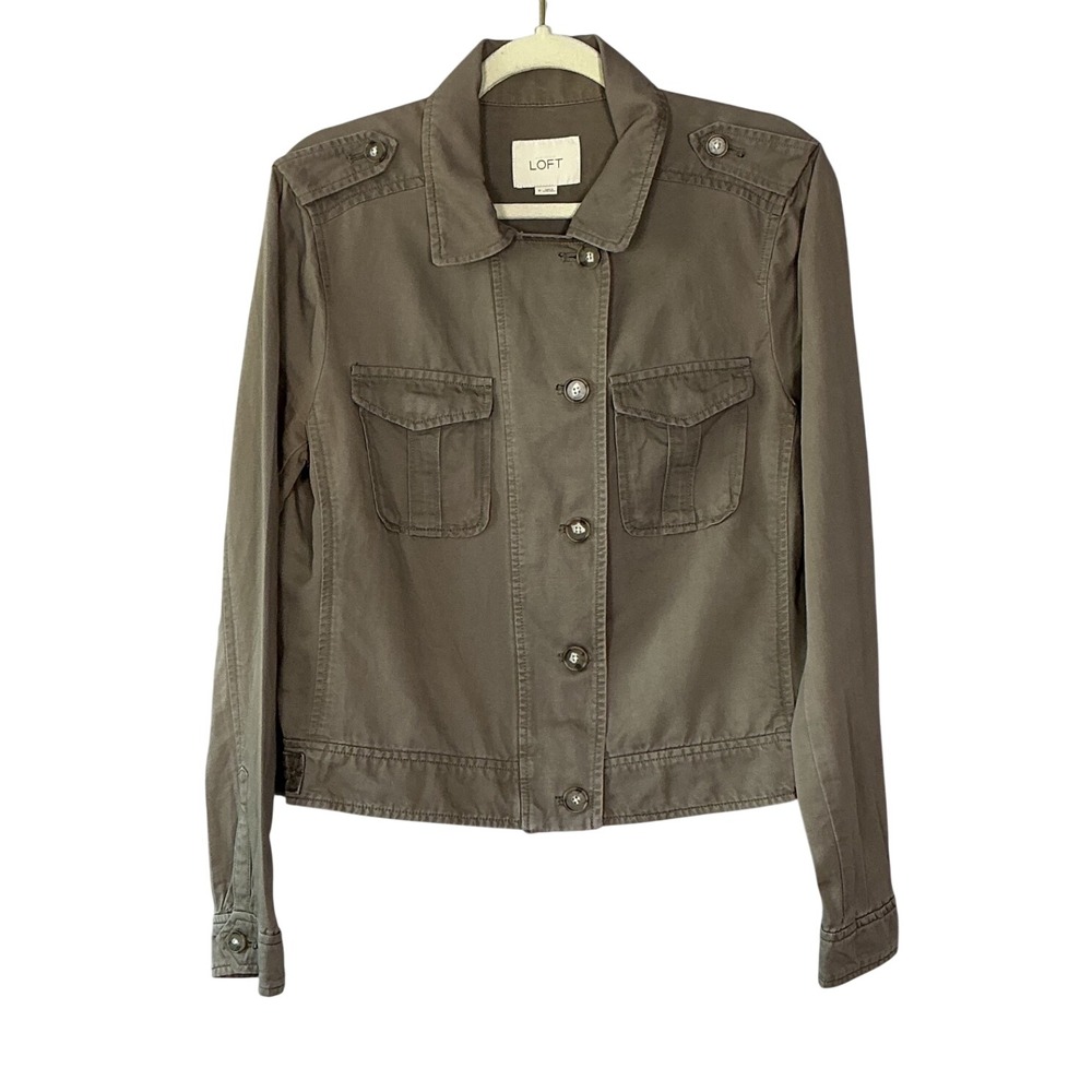 LOFT Ann Taylor Olive Green Military Utility Jacket Size M Epaulettes Buckle Hem